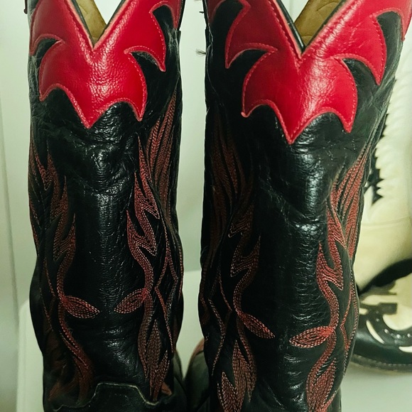Tony Lama vintage firewalker leather cowboy boots handmade in Mexico. main image 6